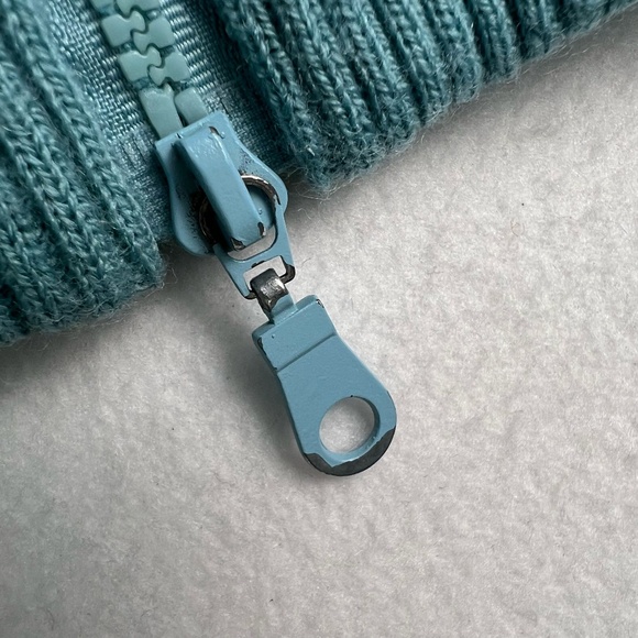 Vintage Y2K Wet Seal Faux Fur Vest Women M Winter Hoodie Plush Zip Pom Poms Cozy - Picture 7 of 14